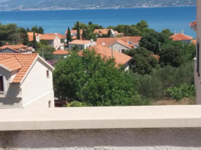 Отель Amber House Apartments Supetar-Brac  Супетар